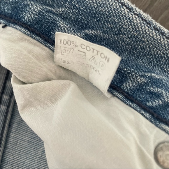 Vintage High-waisted Light Blue Wash Straight Leg Jeans - Picture 8 of 11